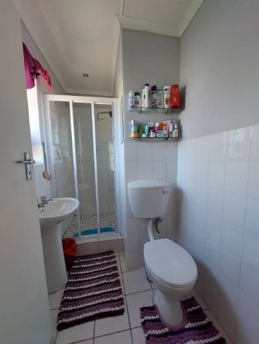 3 Bedroom Property for Sale in De Kelders Western Cape